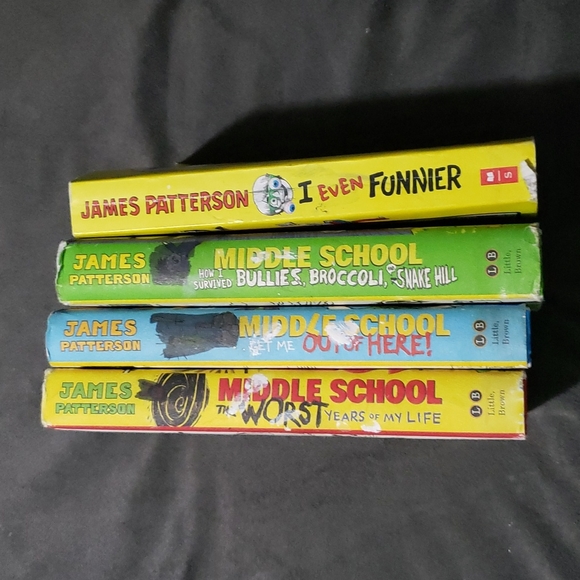 MIDDLE SCHOOL Books - Picture 14 of 16